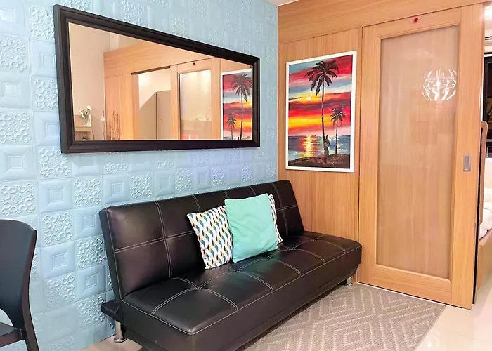 Moa Shell Residences - Big Balcony Facing Pool Apartment *