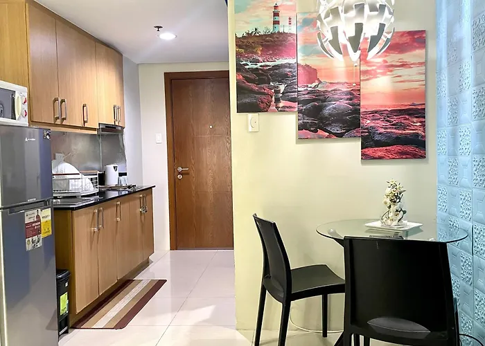 Moa Shell Residences - Big Balcony Facing Pool Apartment Manila